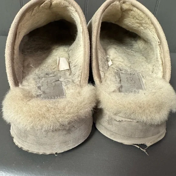 UGG Women's Discoquette Slide Slipper - Picture 6 of 7